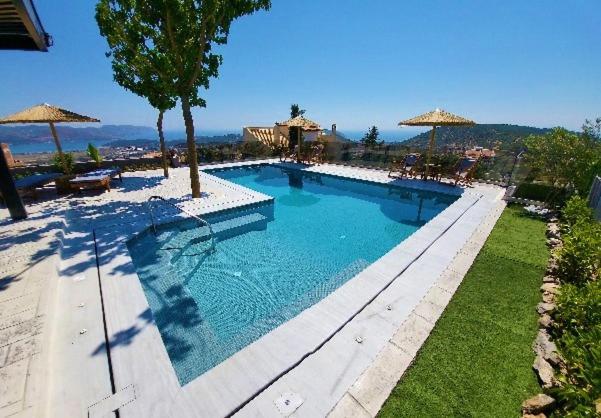 "Stergiou Luxury Apartments" Με Κοινη Πισινα Saronida Eksteriør billede